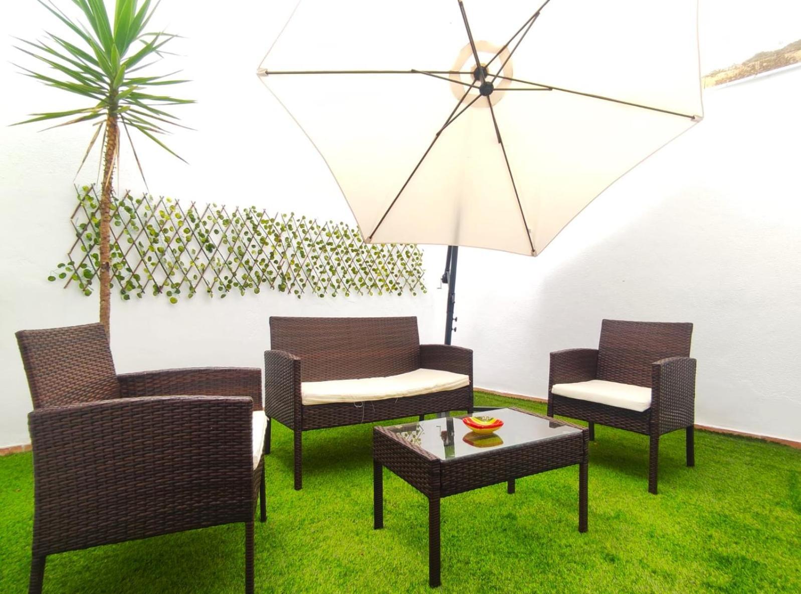 Triana Apartment *